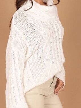 Petal + Pup White Sharpy Cable Knit Sweater Size S/M